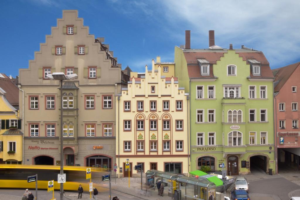 Arnulfsplatz Aparts Ratyzbona Zewnętrze zdjęcie